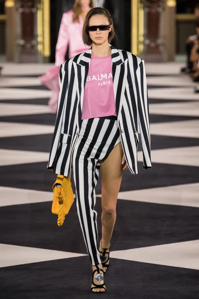 Look 20